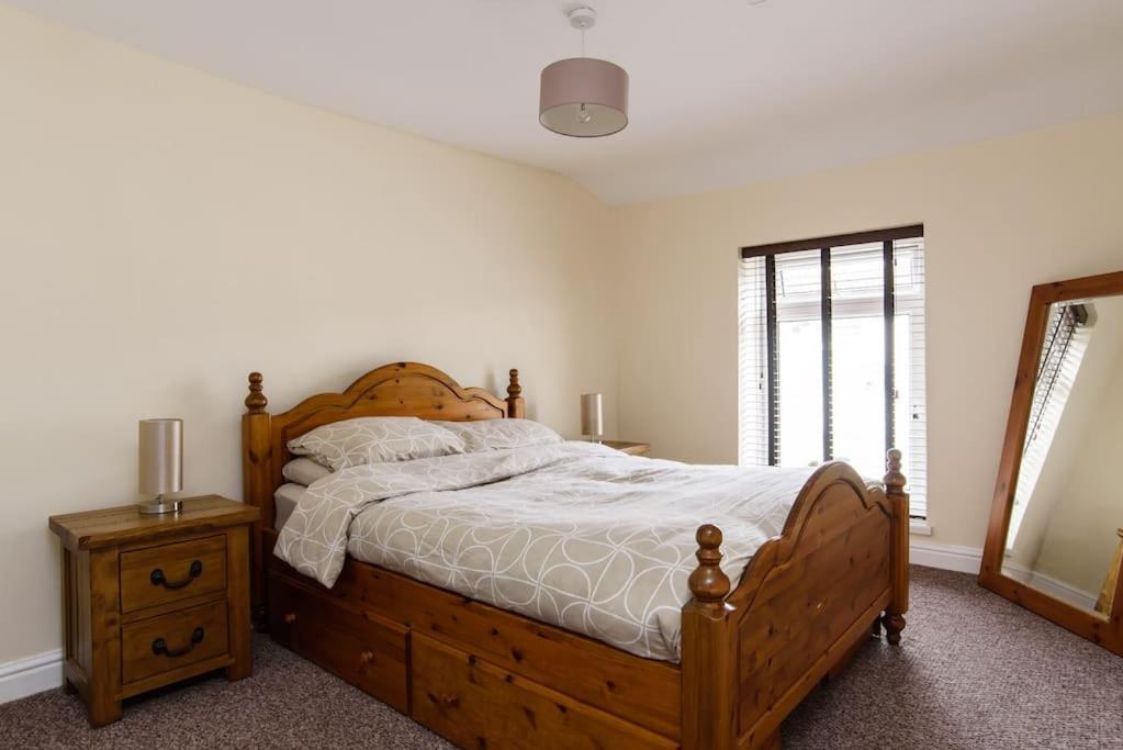 Colliers House Βίλα Abercanaid Εξωτερικό φωτογραφία